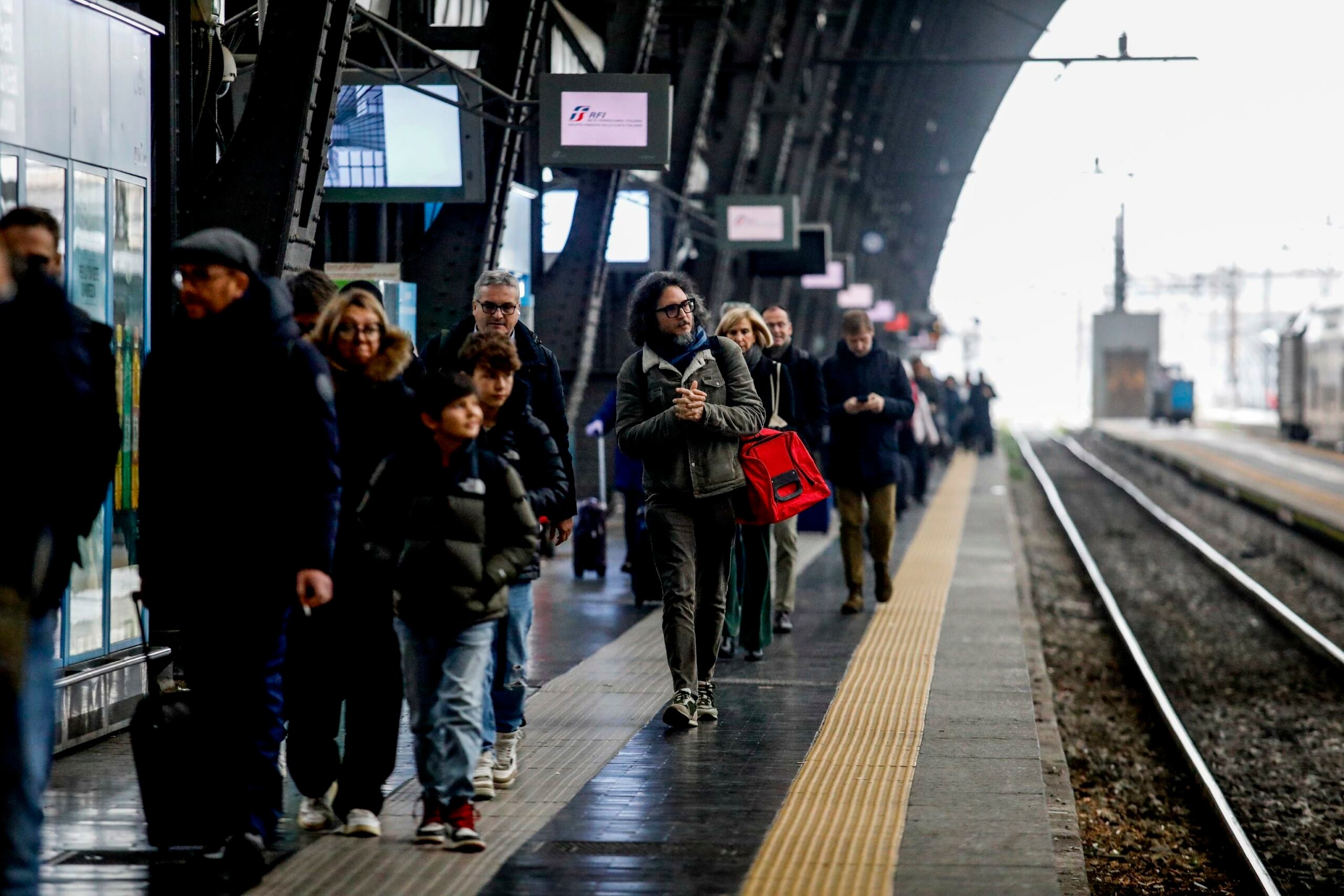 Sciopero 24 Marzo 2024: I Treni Garantiti Di Trenitalia, Trenord E ...