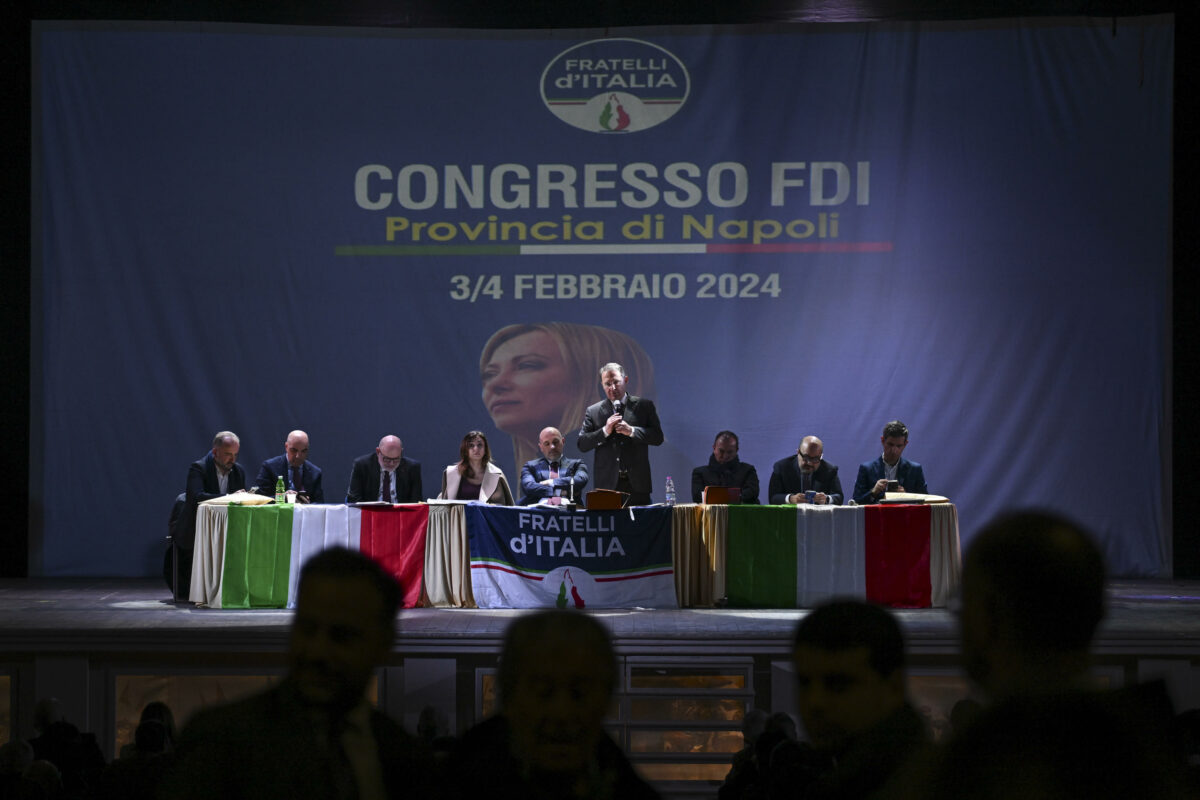 Congresso di Fratelli d'Italia a Roma 2024, si decide il coordinatore del partito nella Capitale: confronto tra Rampelli e Arianna Meloni | VIDEO