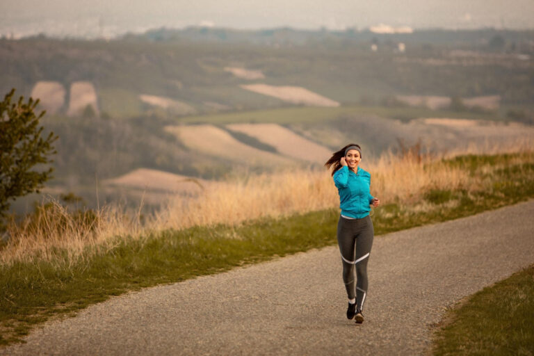 A cosa serve correre all’indietro: benefici del retrorunning