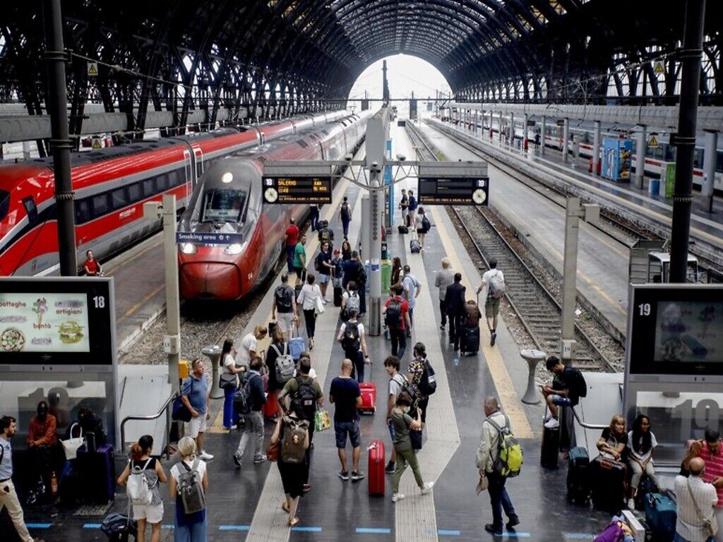 Assunzioni Trenitalia 2024, Ferrovie cerca laureati in tutta Italia ...