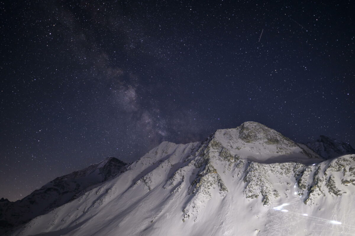 Svizzera, sei scialpinisti dispersi sulle Alpi: ricerche tra Zermatt e Arolla rese difficili dal maltempo