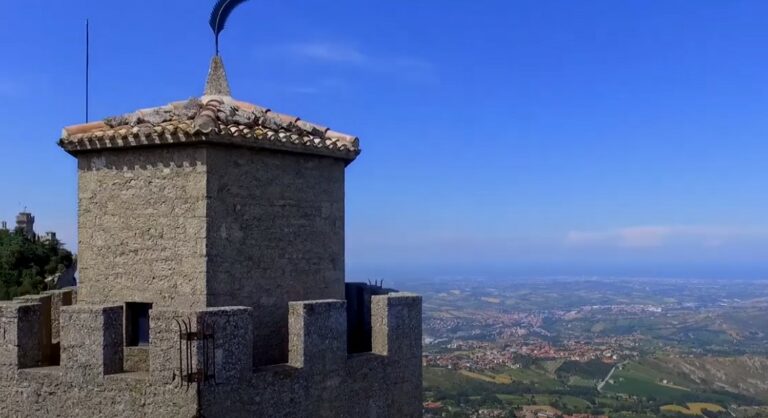 Paradiso fiscale per pensionati, anche San Marino si iscrive alla lista: ecco quanto si paga di tasse