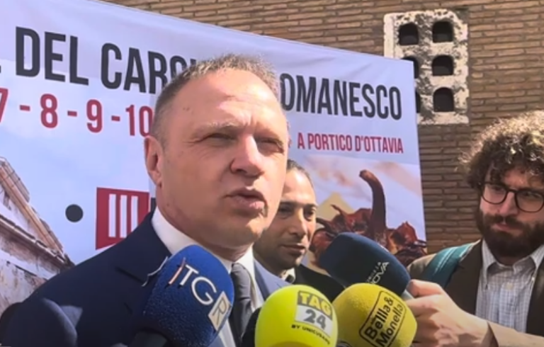 Festival del carciofo romanesco 2024, ministro Lollobrigida: "Un prodotto tradizionale e semplice su cui bisogna investire" | VIDEO