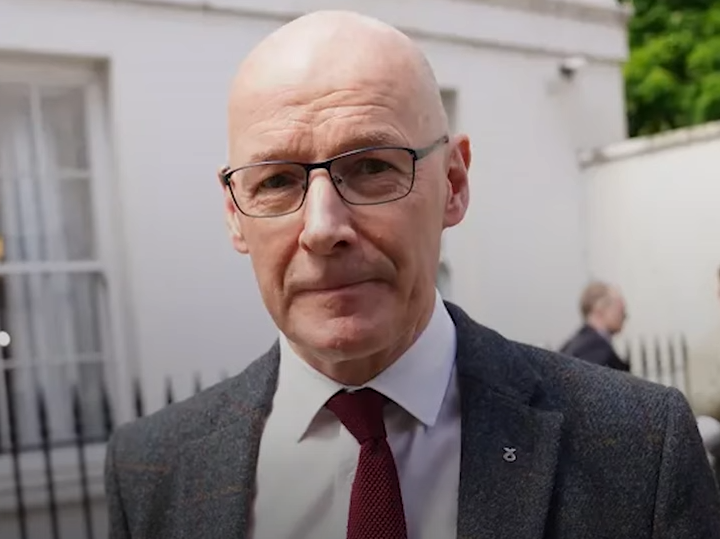 Chi è John Swinney, l'ex vice ministro di Nicola Sturgeon e candidato leader del Partito Nazionalista Scozzese