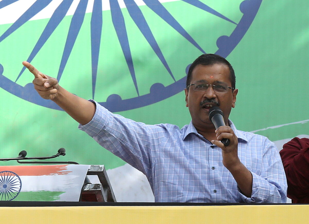 India, Arvind Kejriwal rimane in custodia cautelare: il primo ministro di Delhi non si dimetterà