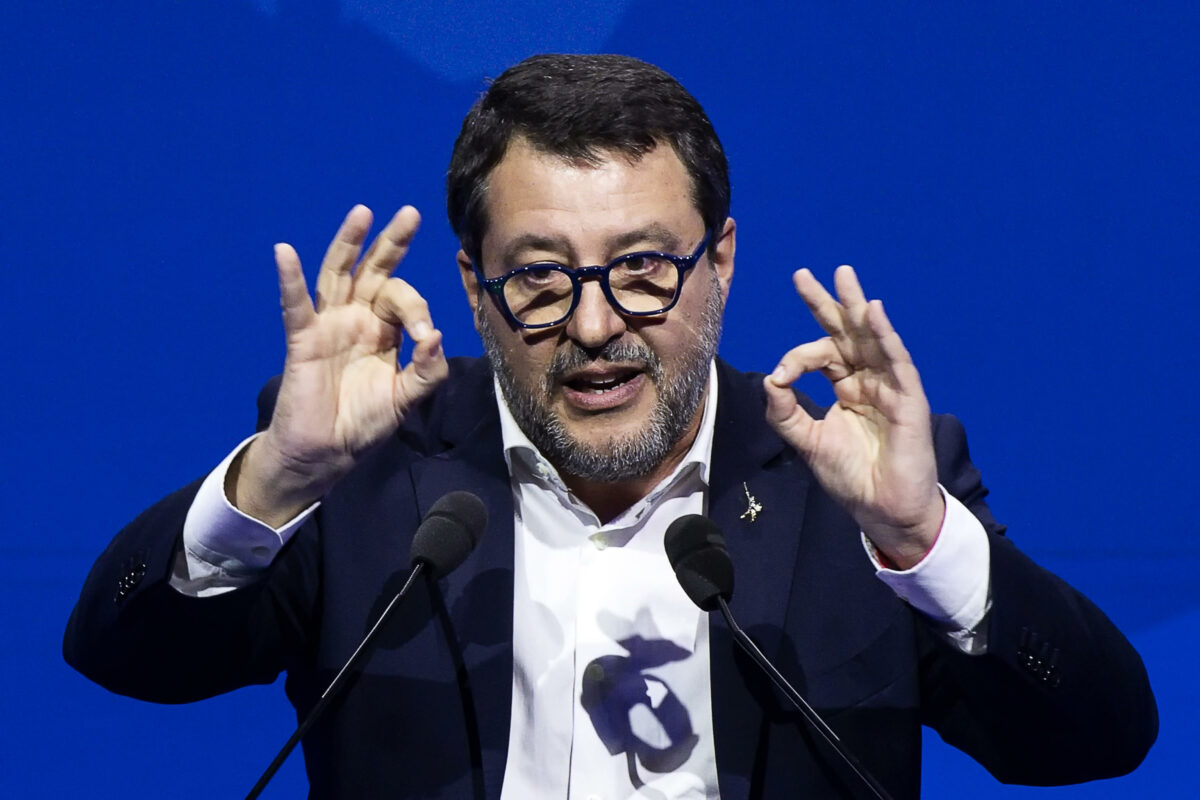 Doppia mozione di sfiducia Salvini e Santanchè: opposizione contro il Governo