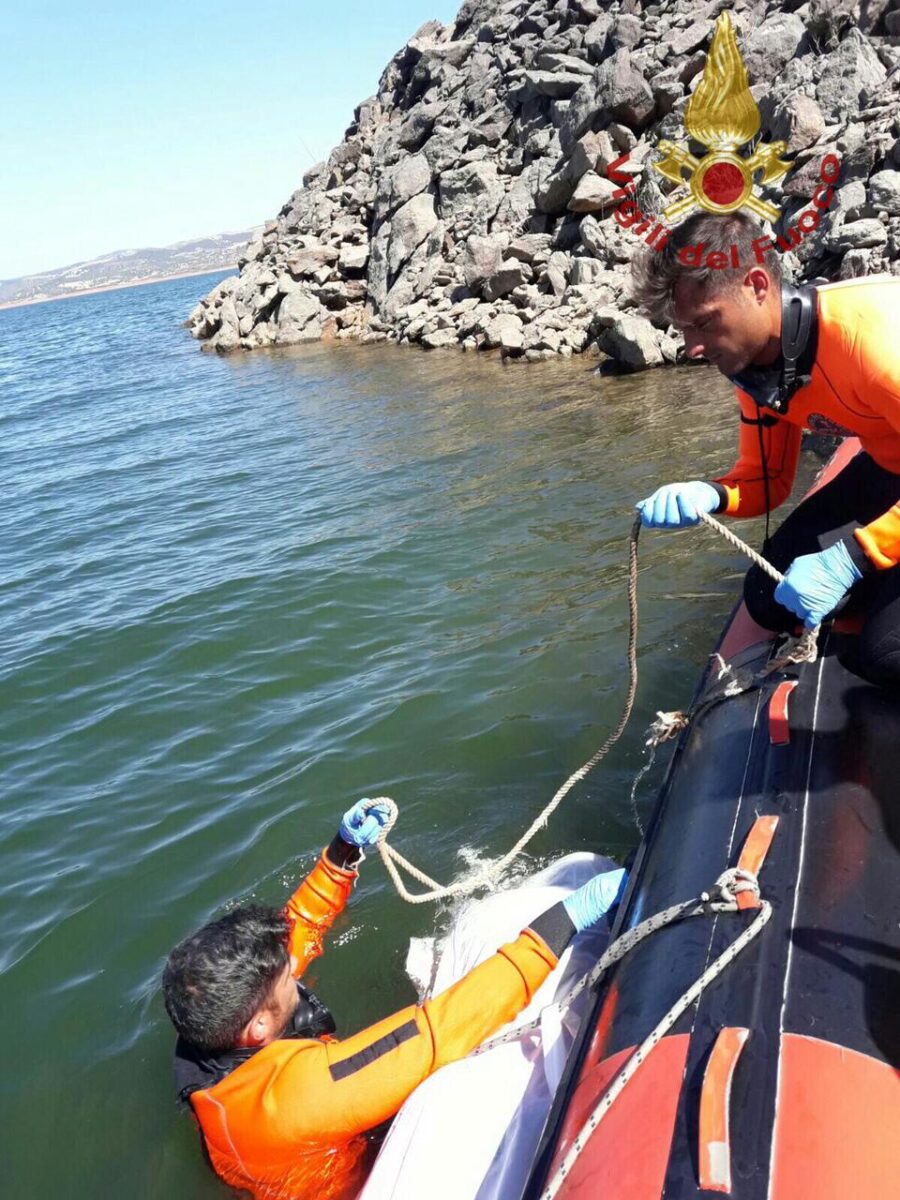 Cagliari, trovato un cadavere a Marina Piccola: era un 60enne, indagini in corso