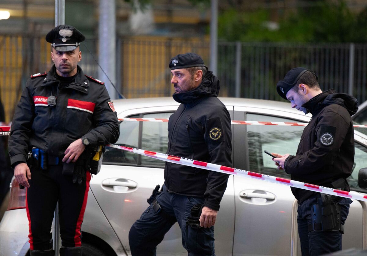 Sondrio, aveva abbandonato i genitori senza cibo né acqua: la madre muore, al padre va in cancrena una gamba. Il figlio 60enne trasferito in psichiatria