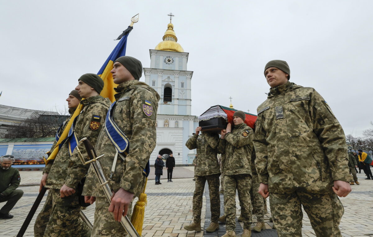 Guerra in Ucraina, Biden: "Mosca non si arrenderà e non si fermerà solo a Kiev"