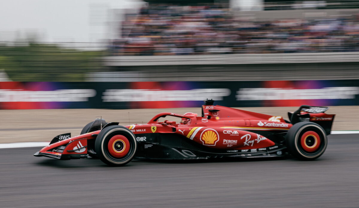 F1, la Ferrari cambia volto: a Miami correrà con la livrea azzurra