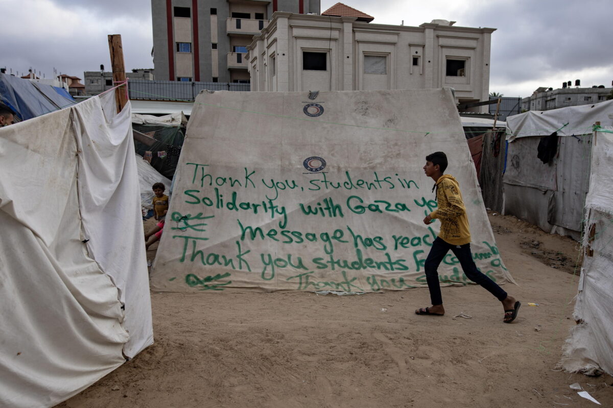 Gaza, un membro di Hamas: "Sulla proposta di tregua non ci sono problemi importanti". Blinken in Israele e Giordania dopo il vertice a Riad