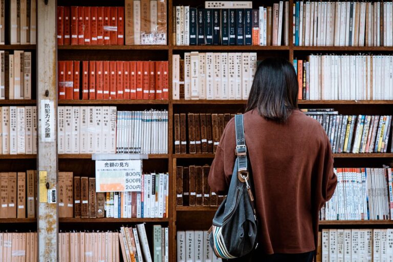 Università di Bologna: indetto concorso per 2 bibliotecari diplomati