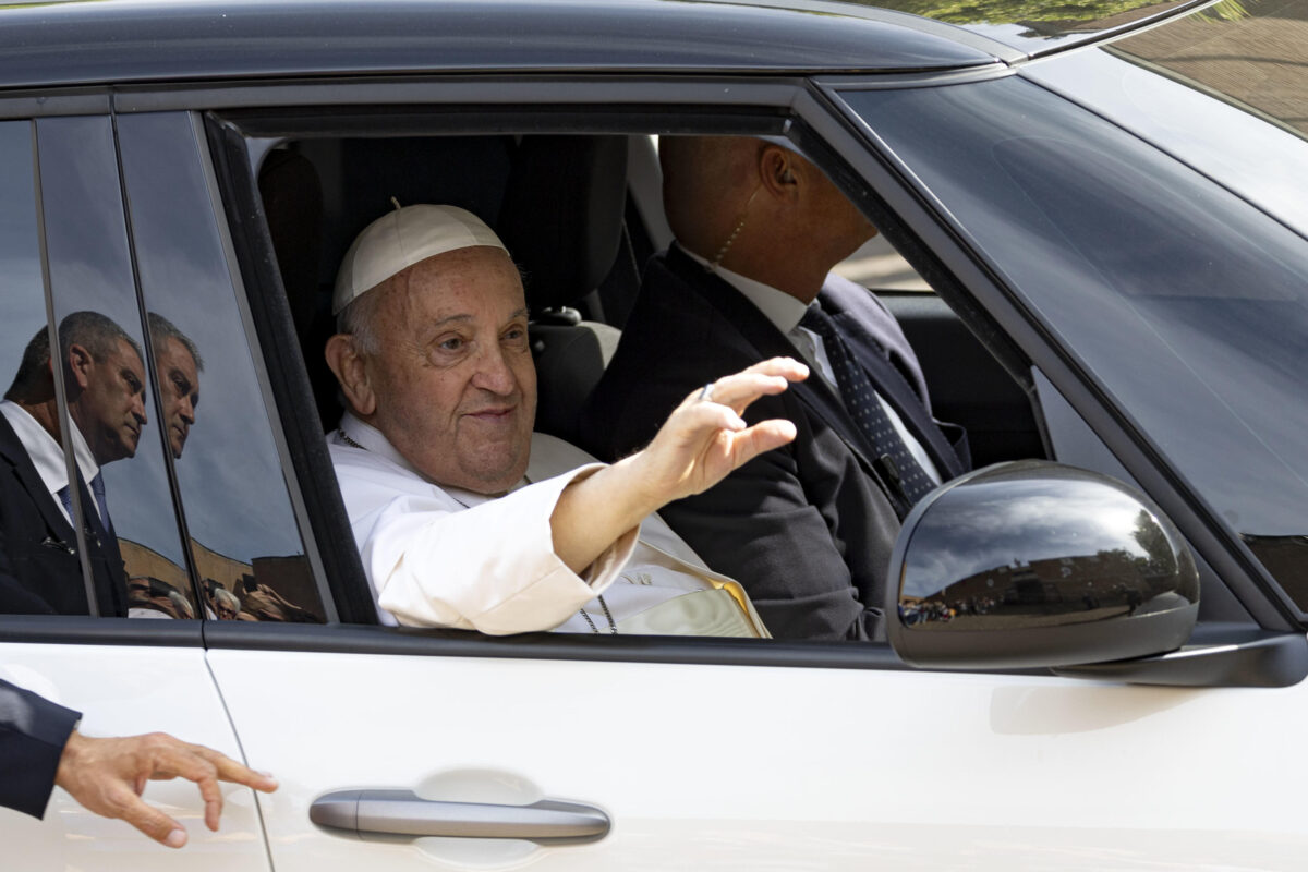 Papa Francesco ha detto "il chiacchiericcio è roba da donne"? Qual è (e cosa ha scritto) il sito che accusa il Pontefice