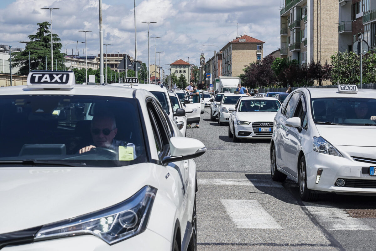 Nuovo sciopero nazionale dei Taxi 5 e 6 giugno 2024: "48 ore per richiedere regolamentazione e contrasto all'abusivismo"