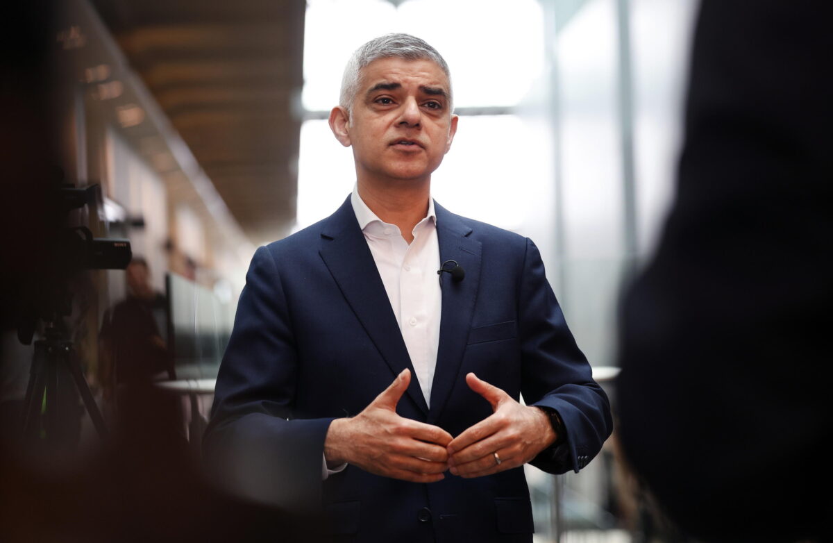 Londra, Sadiq Khan è stato eletto per il suo terzo mandato da sindaco