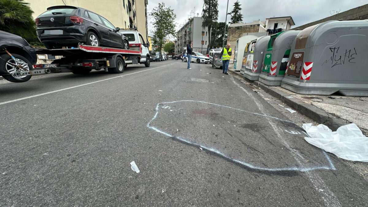 Prato, incidente a Chiesanuova: morto un pedone investito da un camion dei rifiuti, indagini in corso