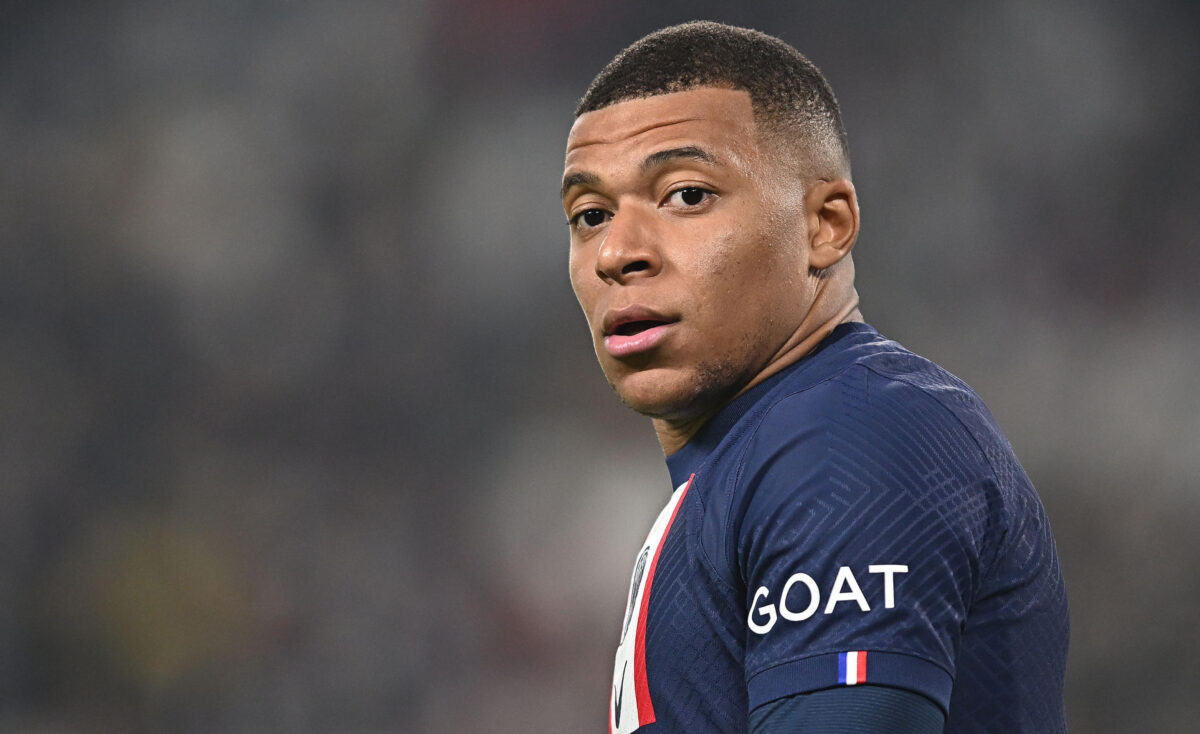 PSG, Mbappè ufficializza l'addio con un video: "Ho bisogno di una nuova sfida"