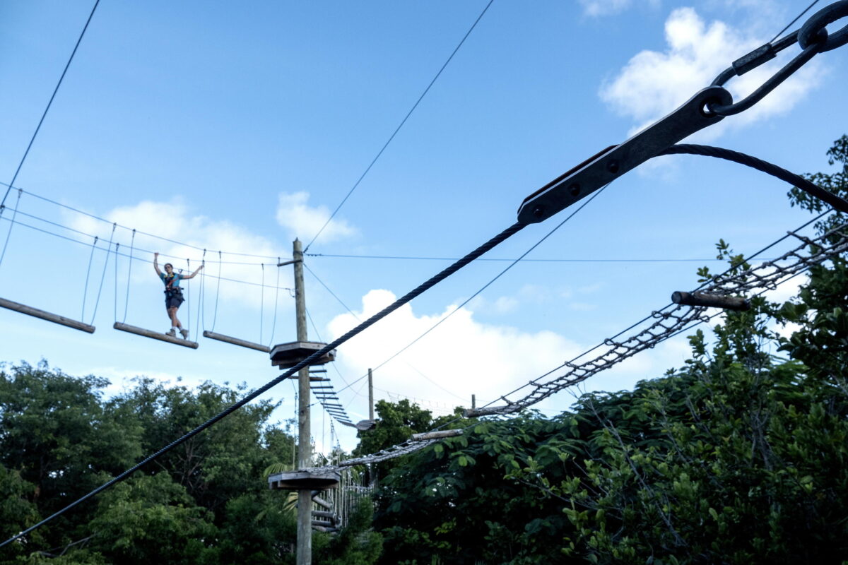 Valtellina, Ghizlane Moutahir è caduta dalla zipline di Bema per un'errore nell'imbracatura: arrivano i risultati dell'autopsia