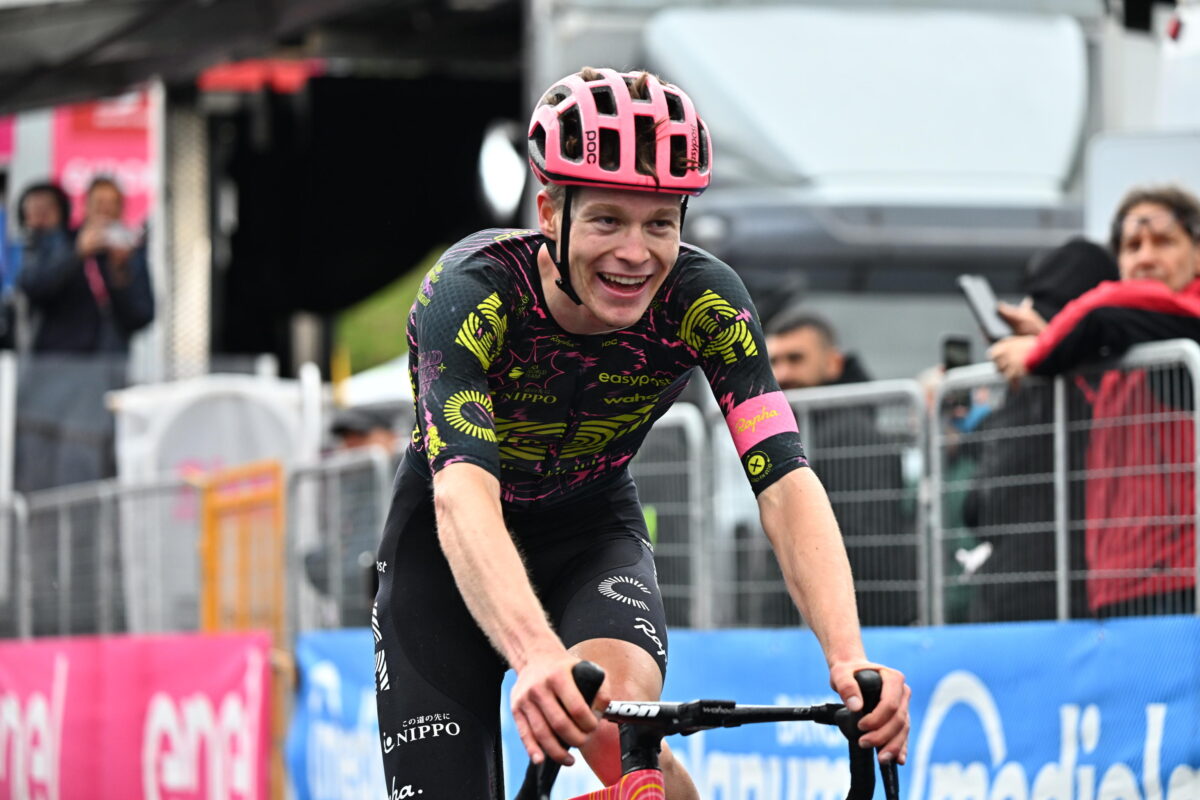 Giro d'Italia, 2024, Steinhauser vince sul Passo Brocon: Pogacar secondo, O'Connor in difficoltà