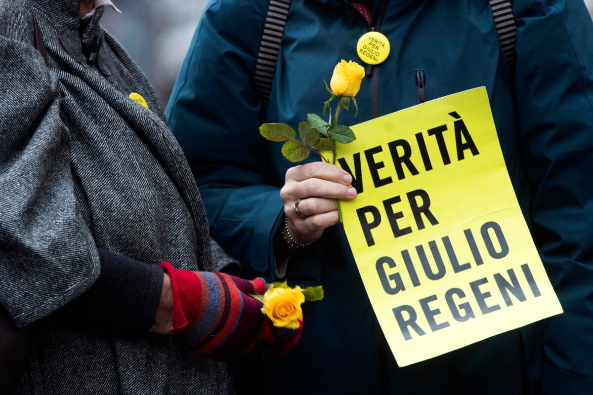 Processo Regeni, oggi a Roma la nuova udienza per la morte del ricercatore italiano in Egitto. Il dottor De Lellis: "L'impressione è che ci spiassero dopo la scomparsa di Giulio"