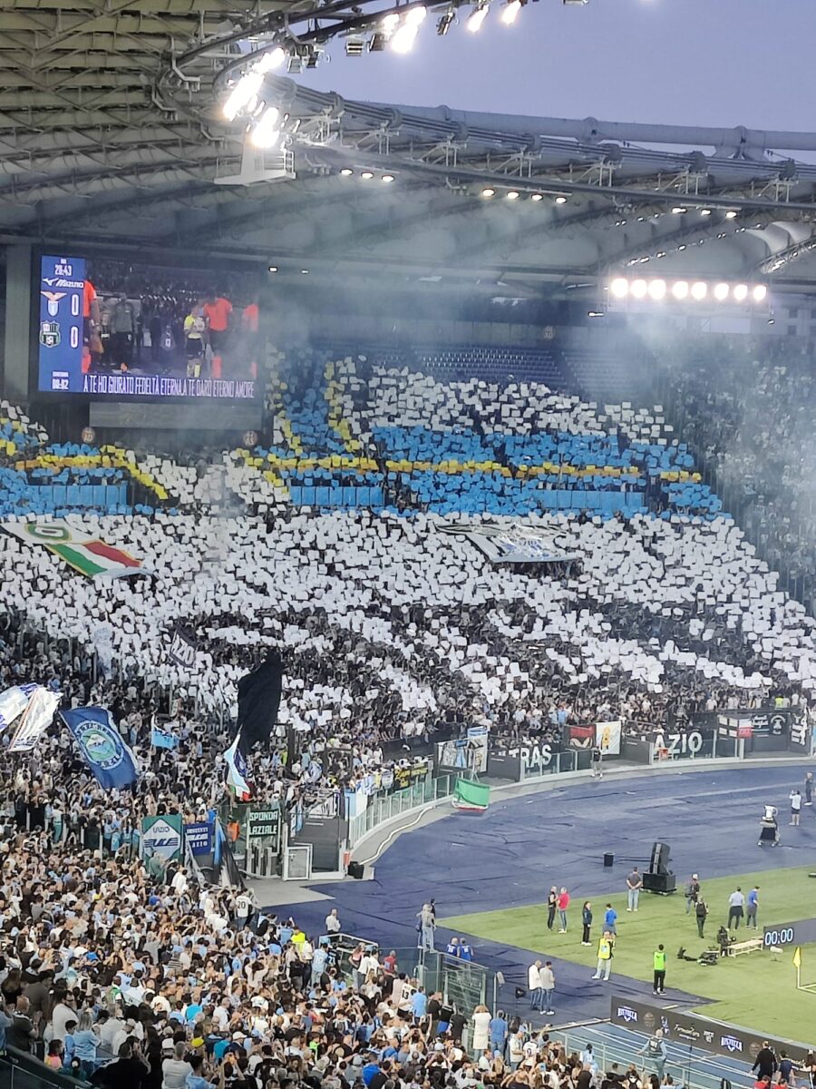 Lazio-Sassuolo, il ritorno di Eriksson è da brividi: "La squadra più forte che abbia mai allenato". E un tifoso invade il campo...