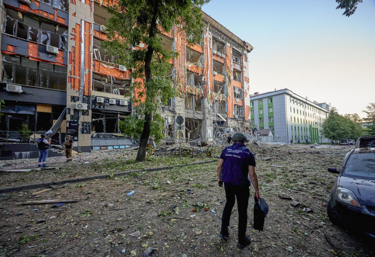 Guerra in Ucraina, Salvini: "Stoltenberg rettifichi o si dimetta". Sale a 16 il bilancio dei morti dell'attacco a Kharkiv