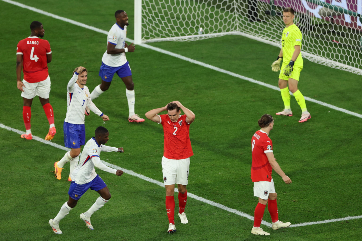 Austria-Francia 0-1, cronaca e tabellino: decide l'autogol di Wöber