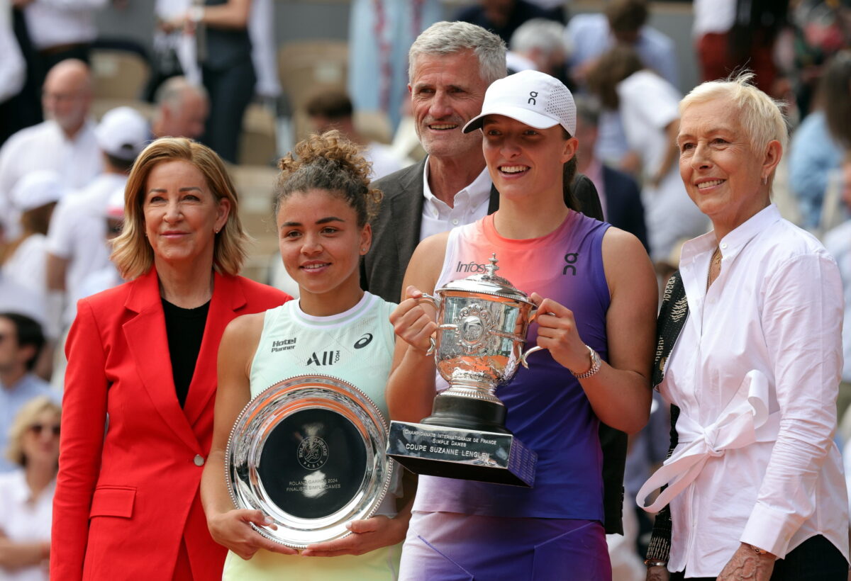 Roland Garros 2024, il sogno Paolini finisce in finale: dominio Swiatek