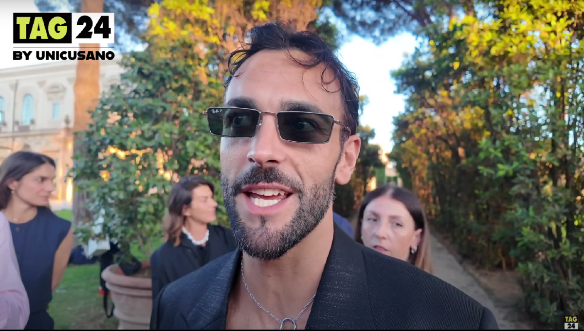 Marco Mengoni al McKim Medal Gala: “Felice per il duetto con Angelina. Sanremo 2025? Sarà diverso, in bocca al lupo a Conti”| VIDEO