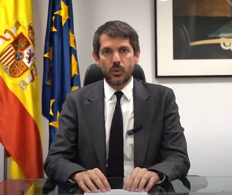 Spagna, il governo inizia le procedure per mettere al bando la Fondazione Franco. Il ministro della Cultura Urtasun: "Rispetteremo la  legge sulla memoria democratica" | VIDEO