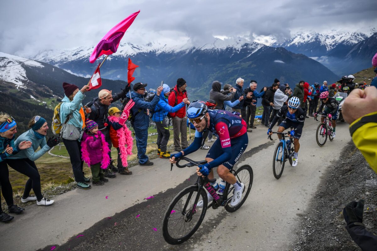 Giro del Delfinato 2024, Derek Gee si prende la terza tappa