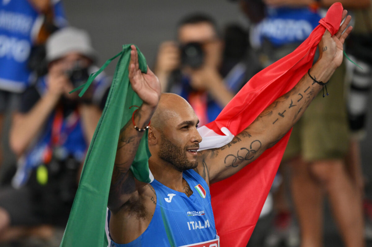 Europei Atletica 2024, oro per l'Italia nella 4x100 maschile: super Jacobs davanti a Mattarella |VIDEO