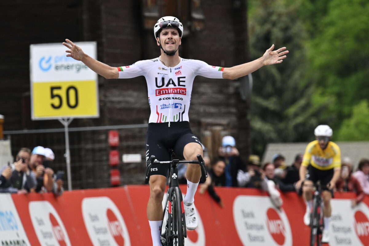 Giro di Svizzera 2024, altra doppietta UAE con Almeida che supera Yates