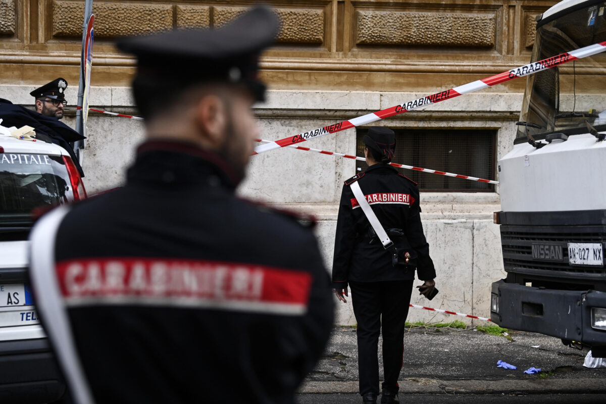 Venezia, incidente a San Stino di Livenza: bambino di otto anni travolto da un camion, è grave