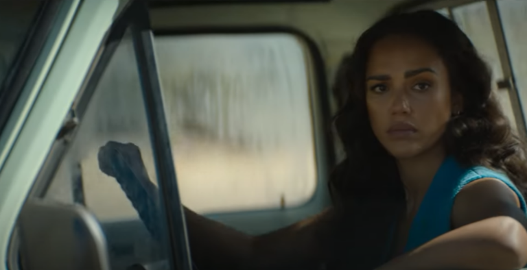 "Trigger Warning" quando esce su Netflix? Trama, cast e trailer del nuovo film con Jessica Alba