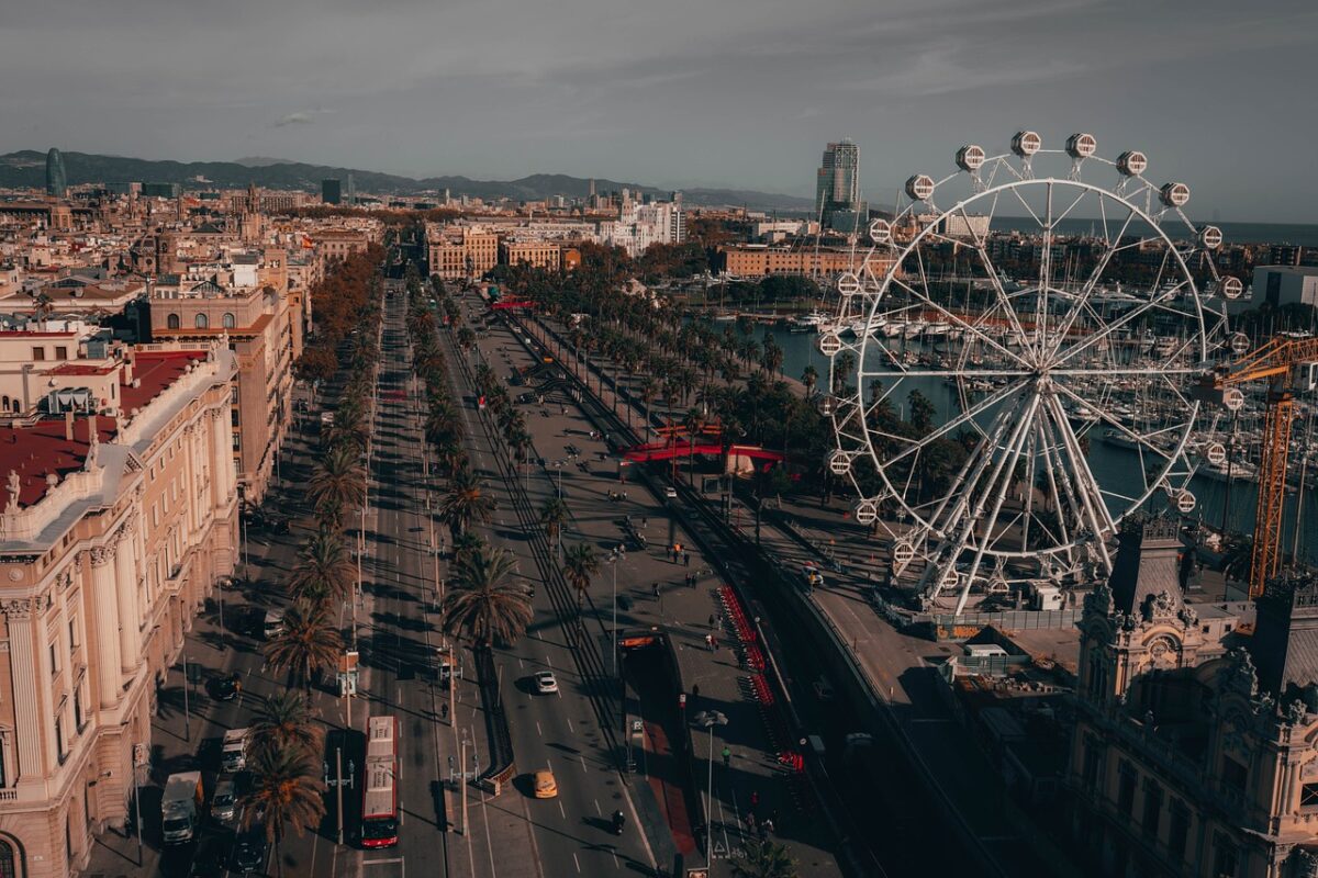 Vietati gli affitti brevi a Barcellona dal 2028: perchè si è giunti a questa misura e cosa cambia per i turisti