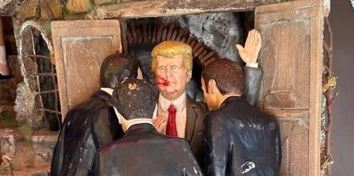 Attentato a Trump, a Napoli the Donald è già formato statuetta del presepe grazie a Marco Ferrigno: "I primi a comprarla? Gli americani, anche quelli che votano Biden"