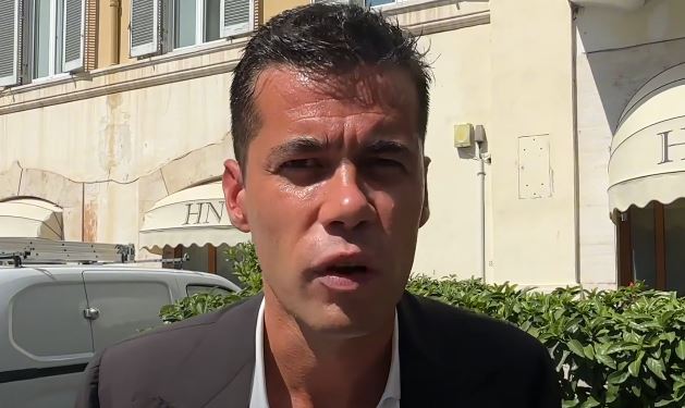 Borseggiatrici, la legge divide ancora Lega e Forza Italia, Crippa: "Non si metteranno di traverso, seguano l'esempio di Berlusconi" | VIDEO