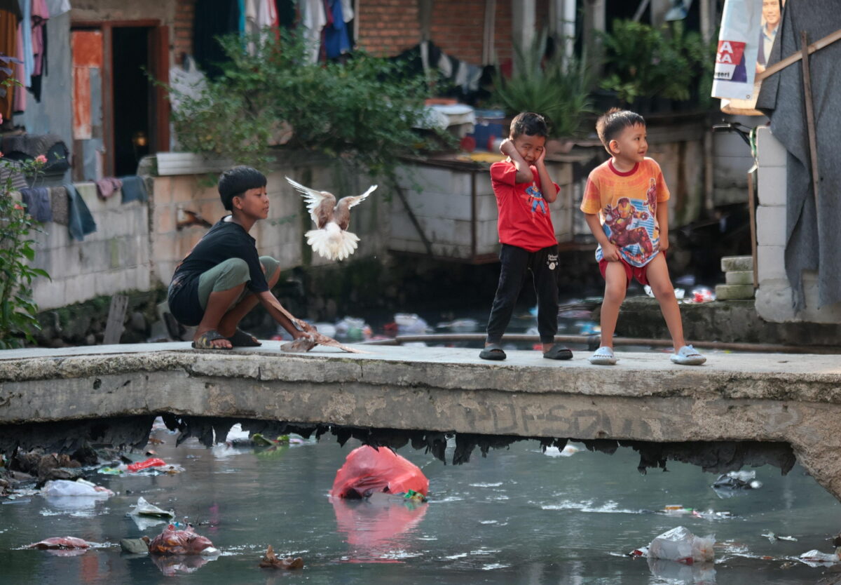 Come arricchirsi: chi nasce in una famiglia povera culturalmente è destinato a soffrire anche economicamente. Guerra (Pd): "I dati Istat dimostrano che i ragazzi hanno poche possibilità di riscatto"