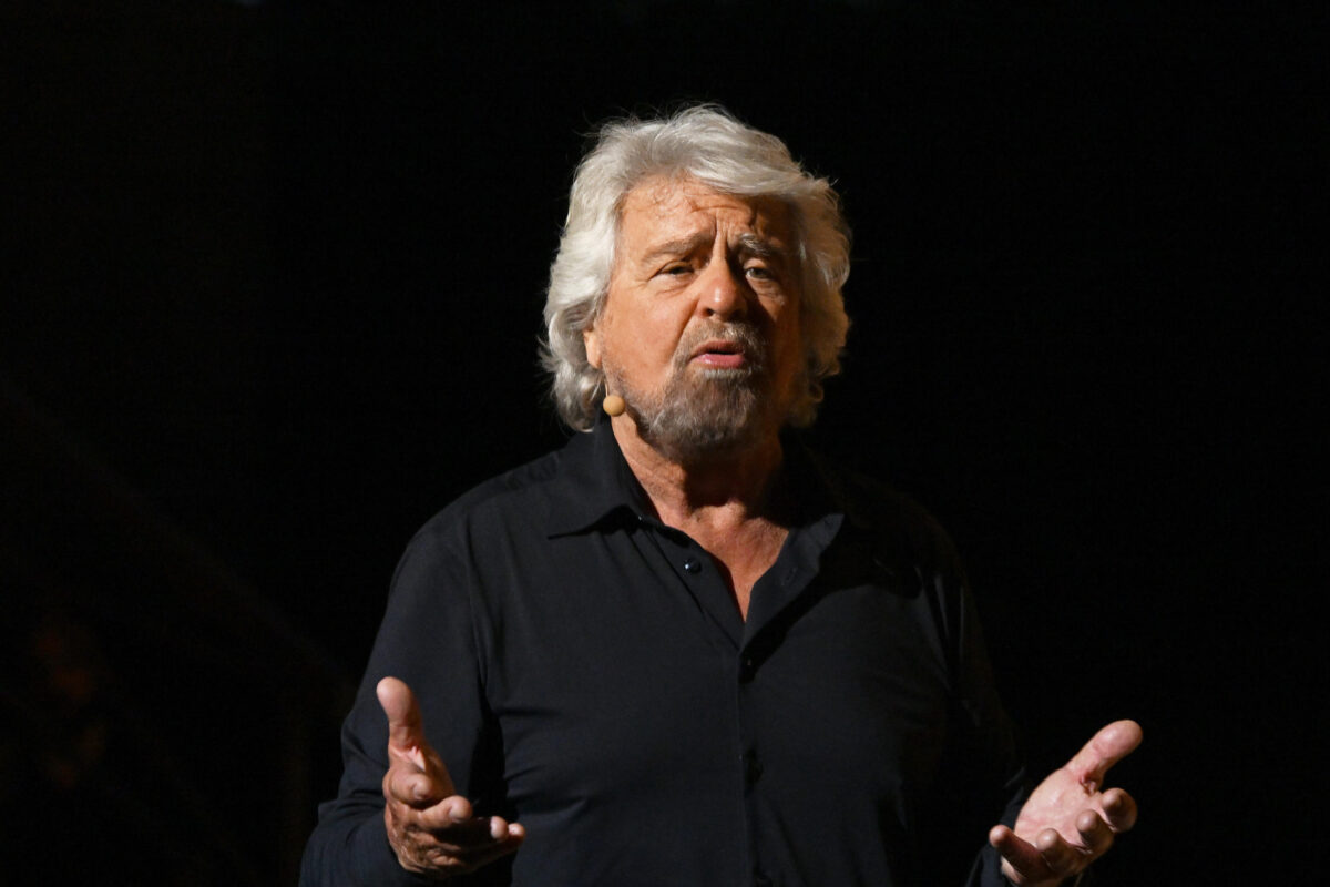 Grillo-Conte: perché il Movimento Cinque Stelle ormai si è degrillizzato (nonostante gli insulti). Il capogruppo Silvestri: "Si fa quello che dice Giuseppe"