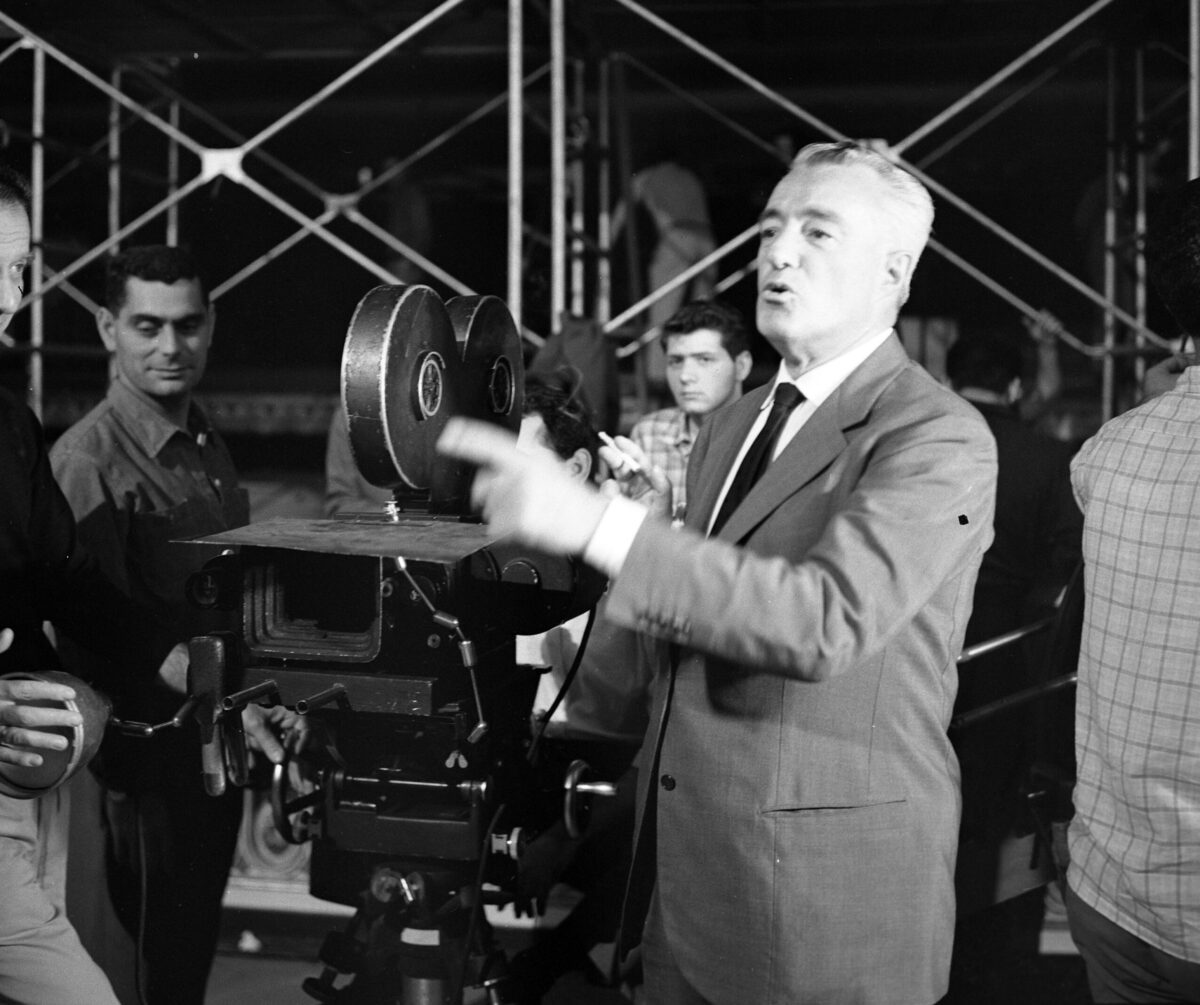 "La porta del cielo" e come Vittorio De Sica salvò 300 persone dal nazifascismo con un film