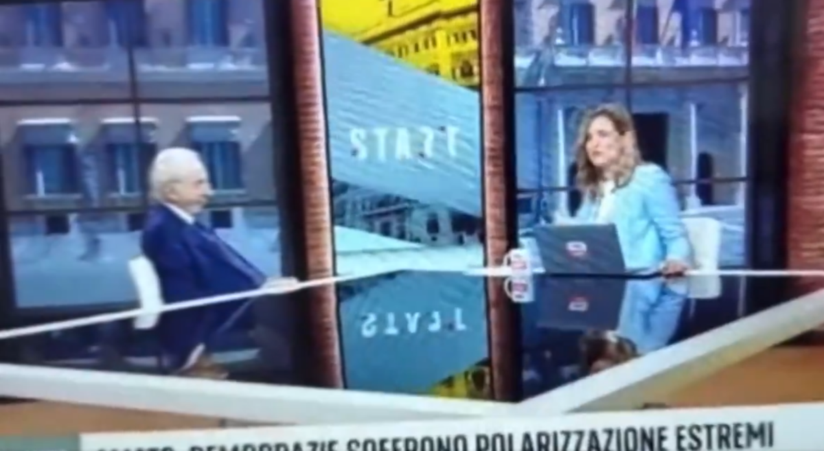 Giuliano Amato, che gaffe! Le avances alla giornalista di SkyTg24 imbarazzano lo studio| VIDEO