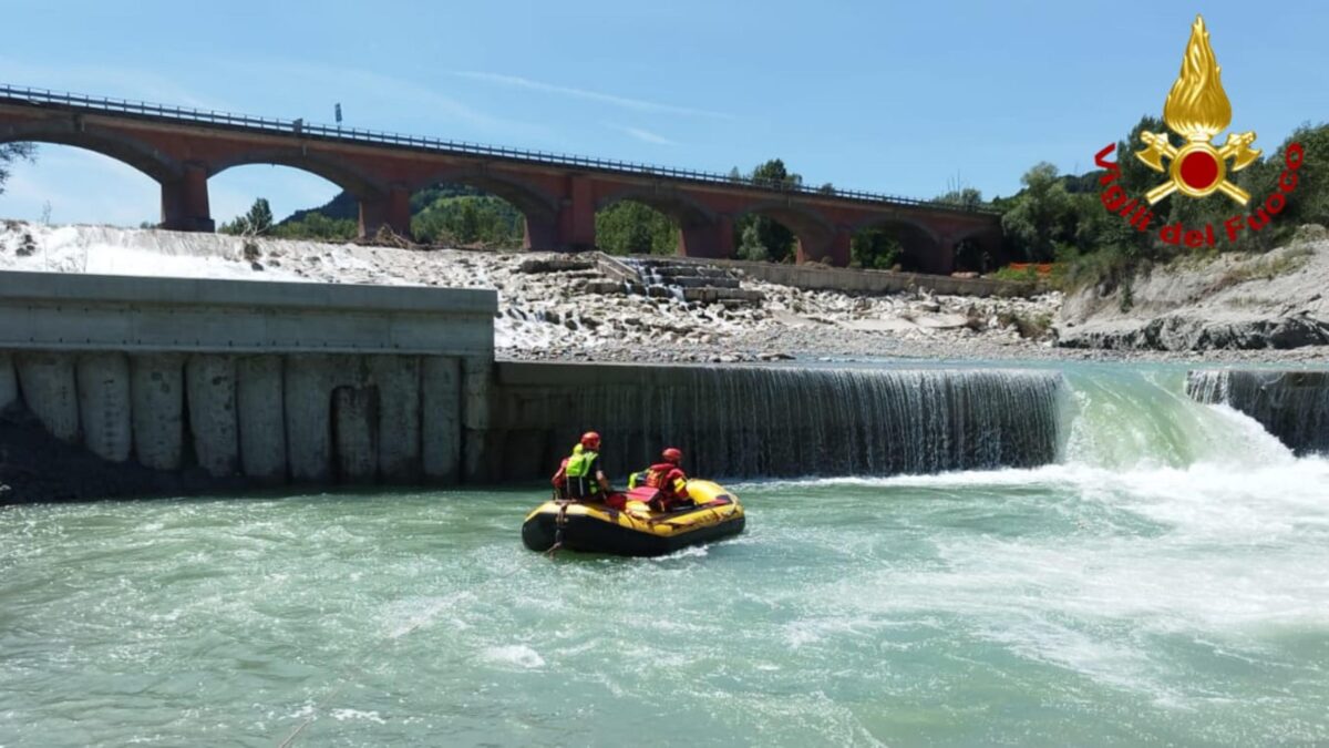 Chi è Danilo Colella, il 19enne annegato dopo un tuffo nel torrente Enza, a Reggio Emilia? Ritrovato il cadavere dai sommozzatori