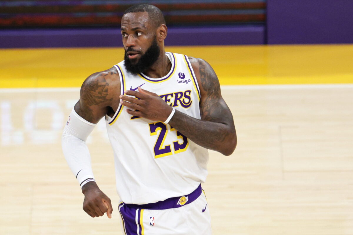 NBA, tutto fatto per il rinnovo di LeBron con i Lakers: i dettagli