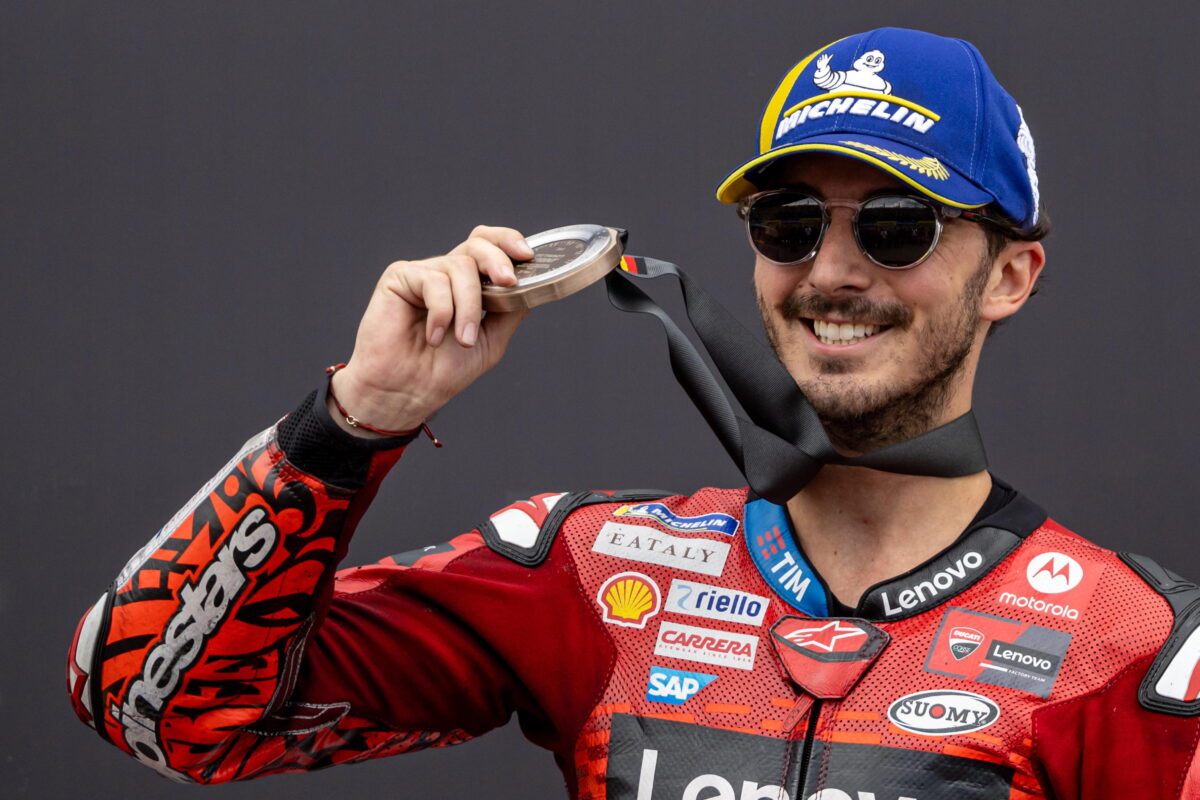 MotoGP, vince Bagnaia dopo la caduta di Martin: la classifica