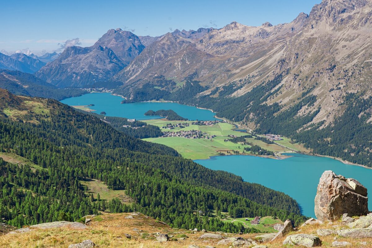 Qual è il lago più bello della Valle d'Aosta dove fare il bagno?