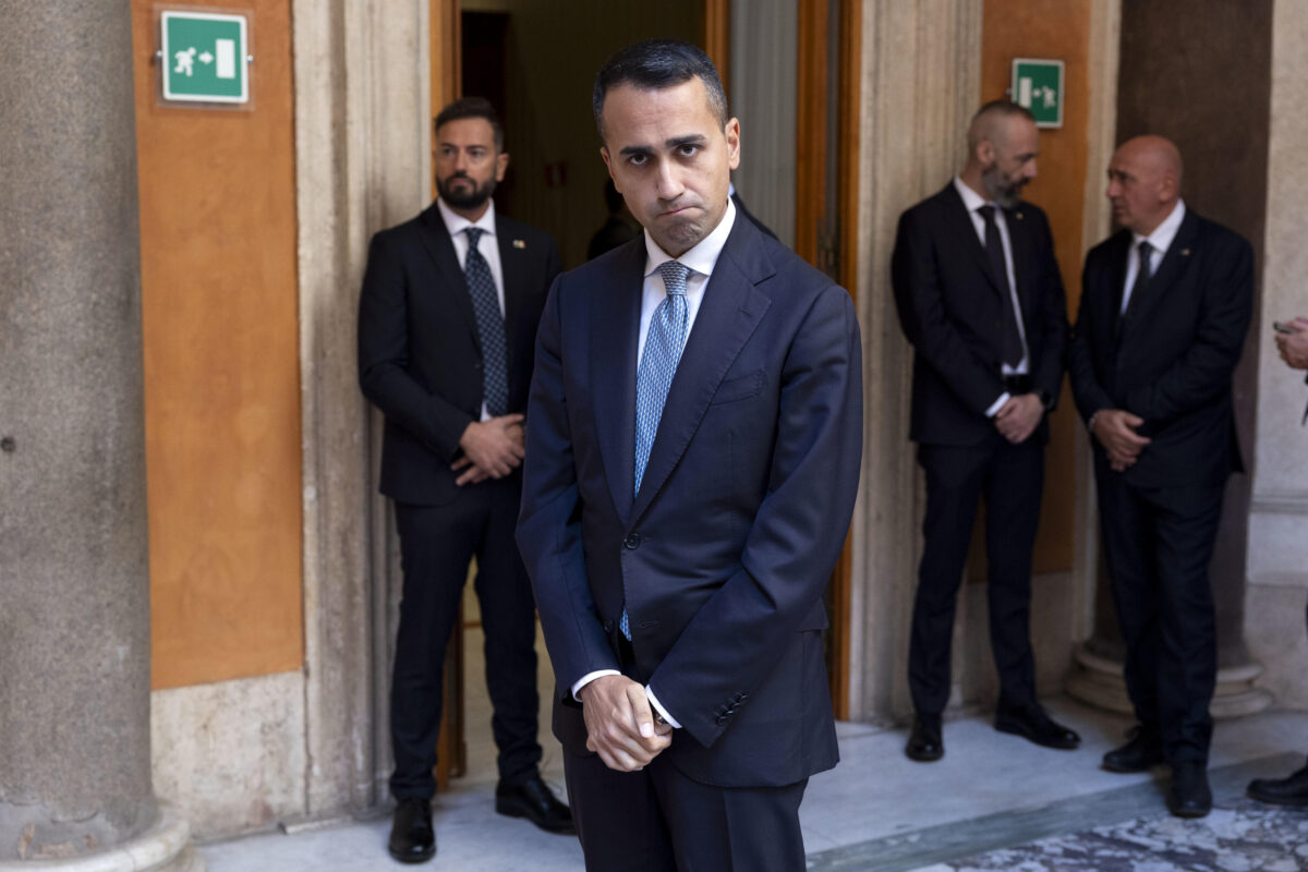 Cosa fa adesso Luigi Di Maio (oltre che intervenire nella diatriba Conte-Grillo)