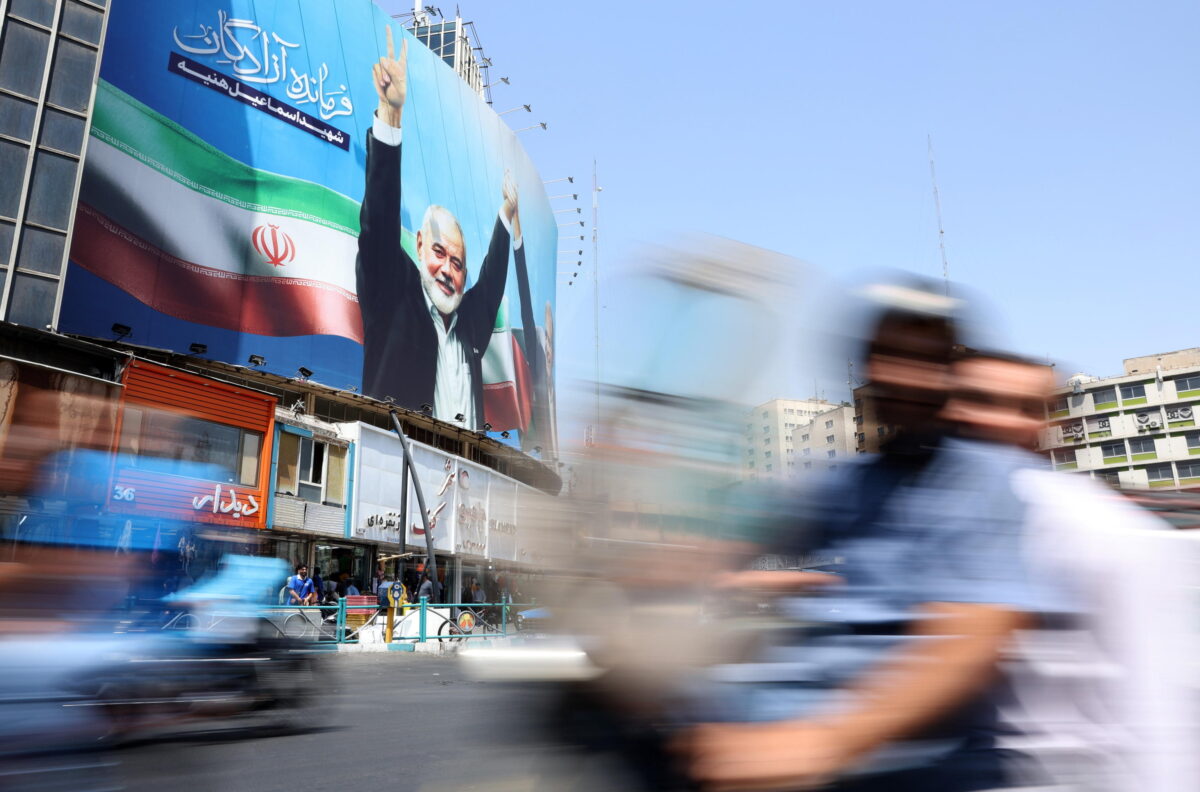 Iran-Israele, timori per un attacco imminente. Teheran respinge l'appello dell'Occidente ma guarda ai colloqui di tregua: le news di oggi