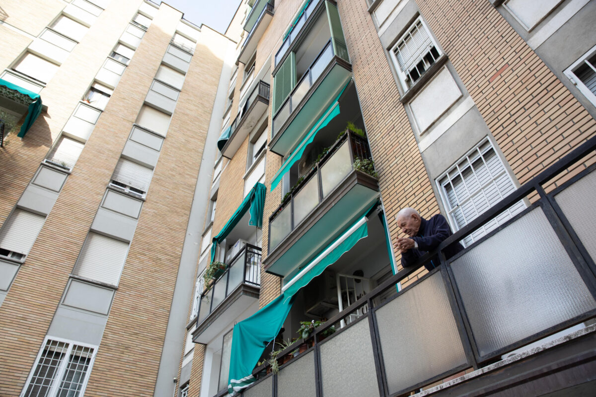 Chi è Fatiha Nur Molla, la bambina di 4 anni morta precipitata dal terzo piano della sua casa a Bologna