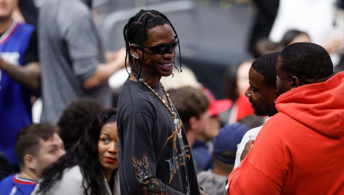 Nuovo arresto per Travis Scott: perché il rapper è finito in manette a Parigi?